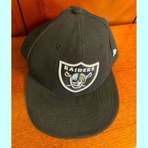 Raiders NFL baseball hat size 7 1/4